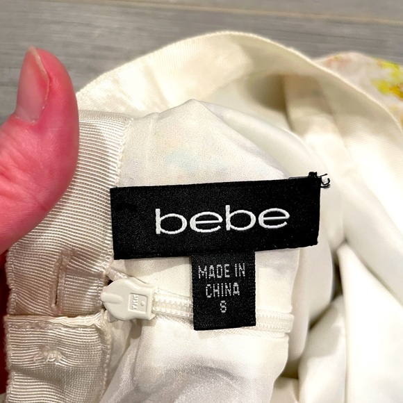 Bebe Spring Floral Pattern Skirt Pastel Print excellent used condition size S - Picture 13 of 13